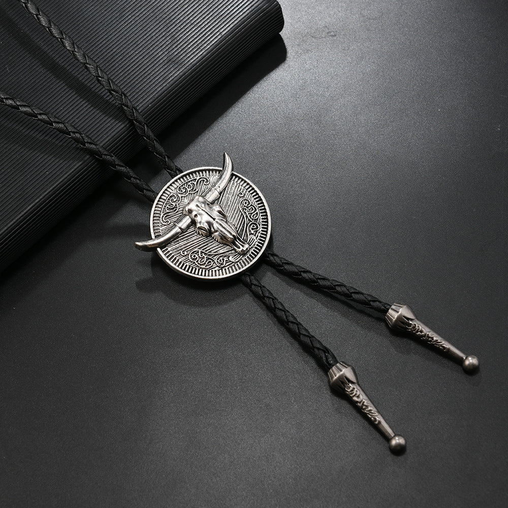 Western Round Bull Head Bolo Tie - Vintage Cowboy Medallion Necktie